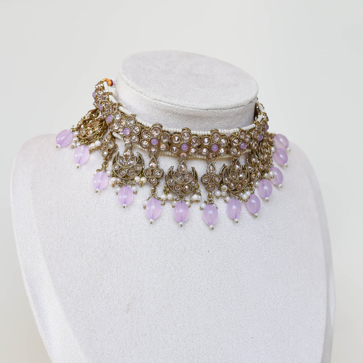 Naina Necklace Set - Lilac