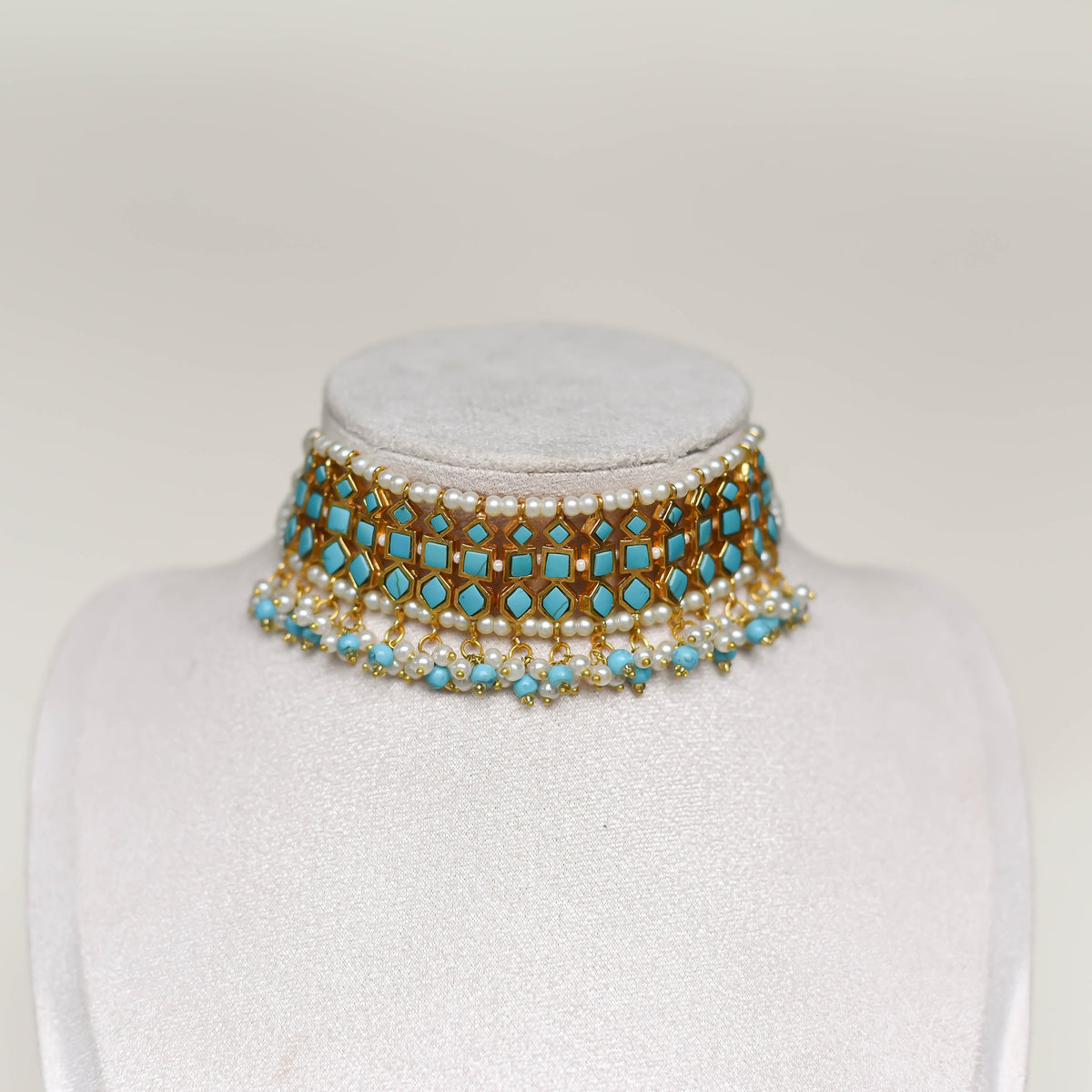 Gulpanra Necklace Set